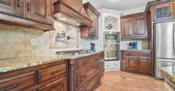 7808 N Chatham Avenue, Kansas City, MO 64151