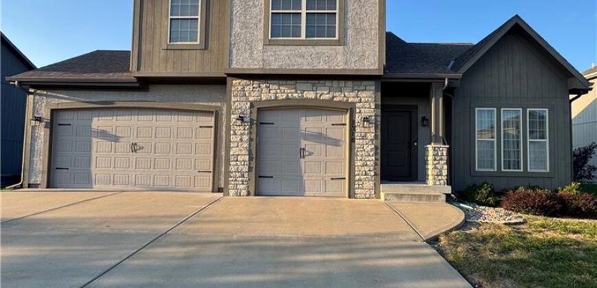 1318 NE 107th Terrace, Kansas City, MO 64155