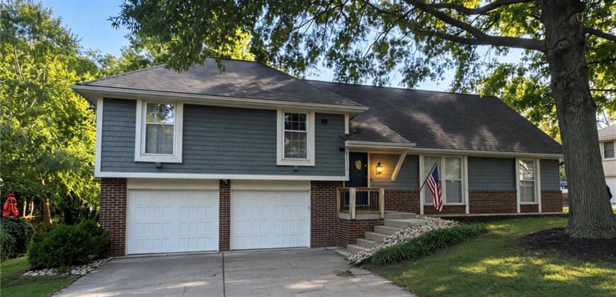 1001 Wyckwood Drive, Liberty, MO 64068
