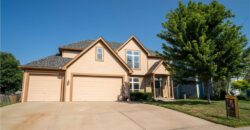 10760 N Laurel Avenue, Kansas City, MO 64157
