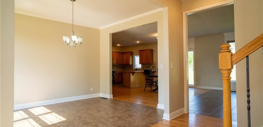 10760 N Laurel Avenue, Kansas City, MO 64157