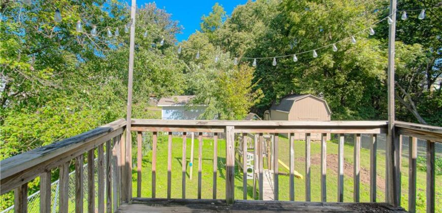 8904 NE 72nd Street, Kansas City, MO 64158