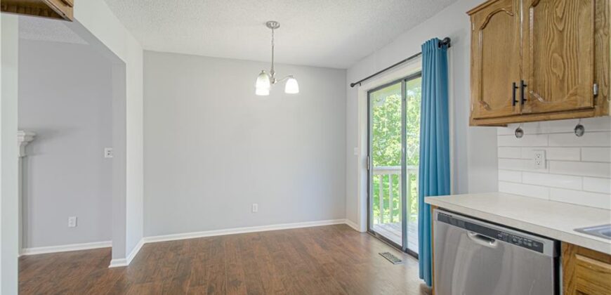 8904 NE 72nd Street, Kansas City, MO 64158