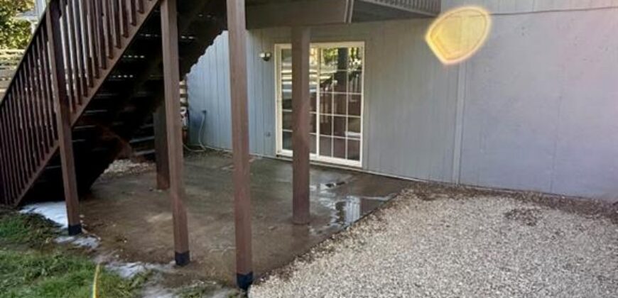 2302 Woodland Circle, Kearney, MO 64060