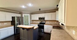 2302 Woodland Circle, Kearney, MO 64060