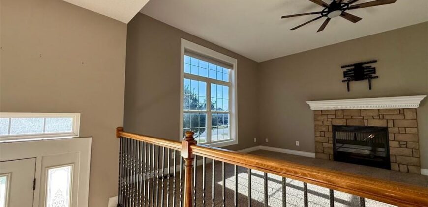 2302 Woodland Circle, Kearney, MO 64060