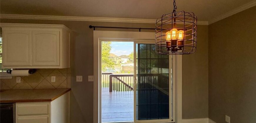 2302 Woodland Circle, Kearney, MO 64060