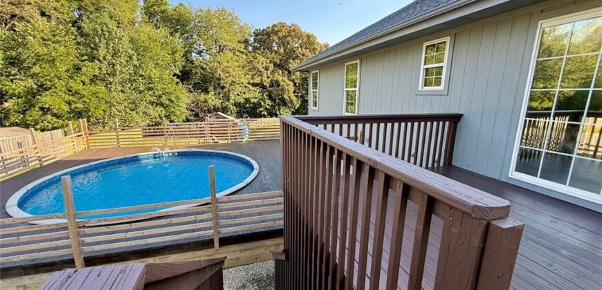 2302 Woodland Circle, Kearney, MO 64060