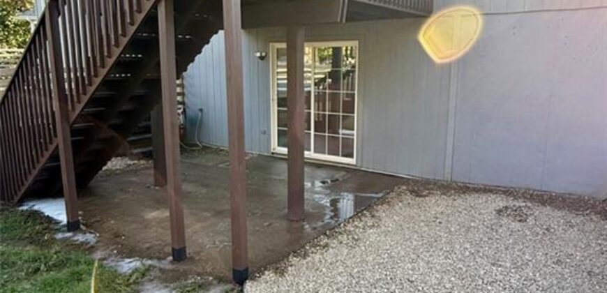 2302 Woodland Circle, Kearney, MO 64060