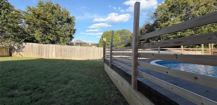 2302 Woodland Circle, Kearney, MO 64060