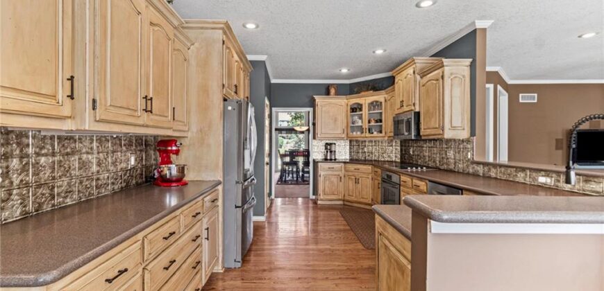 1411 NE 95th Street, Kansas City, MO 64155