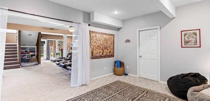 1411 NE 95th Street, Kansas City, MO 64155