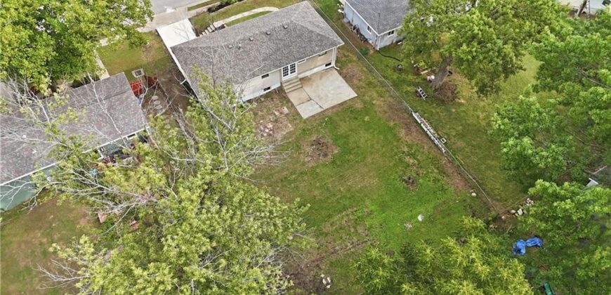 4005 NW 52nd Street, Riverside, MO 64150