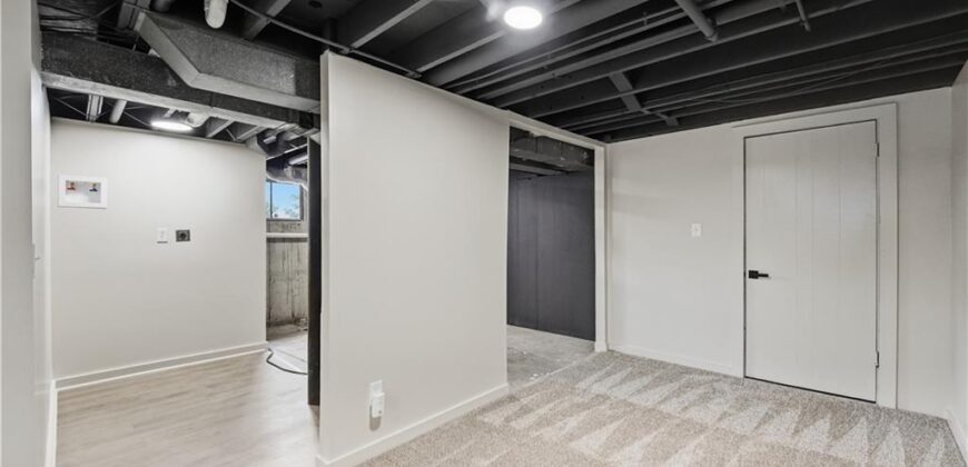 4005 NW 52nd Street, Riverside, MO 64150