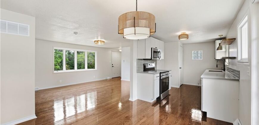 4005 NW 52nd Street, Riverside, MO 64150