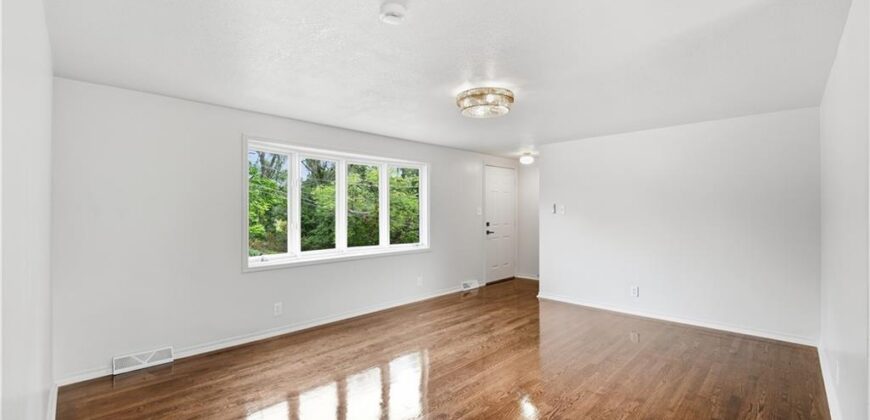 4005 NW 52nd Street, Riverside, MO 64150