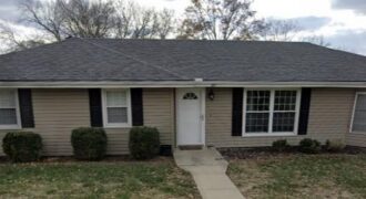 301 2nd Street, Smithville, MO 64089