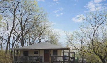 40 NE Munger Avenue, Kansas City, MO 64119