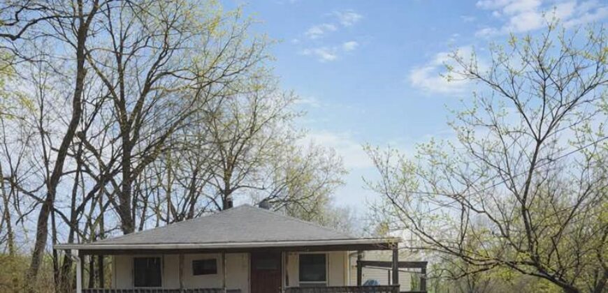 40 NE Munger Avenue, Kansas City, MO 64119