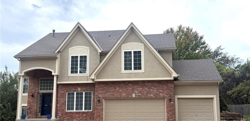 9216 N Manning Avenue, Kansas City, MO 64157