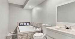 314 E 17th Street, Kearney, MO 64060