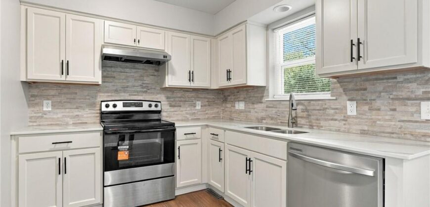 314 E 17th Street, Kearney, MO 64060