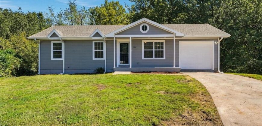 314 E 17th Street, Kearney, MO 64060