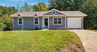 314 E 17th Street, Kearney, MO 64060