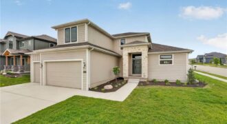 8003 NE 77th Street, Kansas City, MO 64158