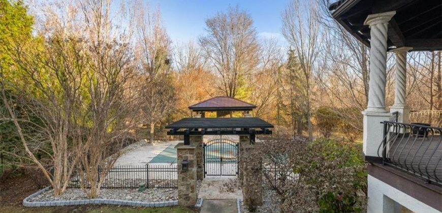 8519 N Sycamore Avenue, Kansas City, MO 64157