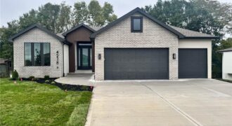 4218 NW 77th Terrace, Kansas City, MO 64151