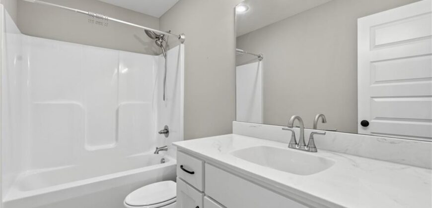 8820 NE 94th Street, Kansas City, MO 64157