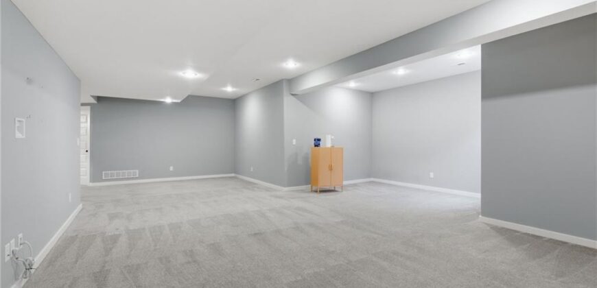 8820 NE 94th Street, Kansas City, MO 64157