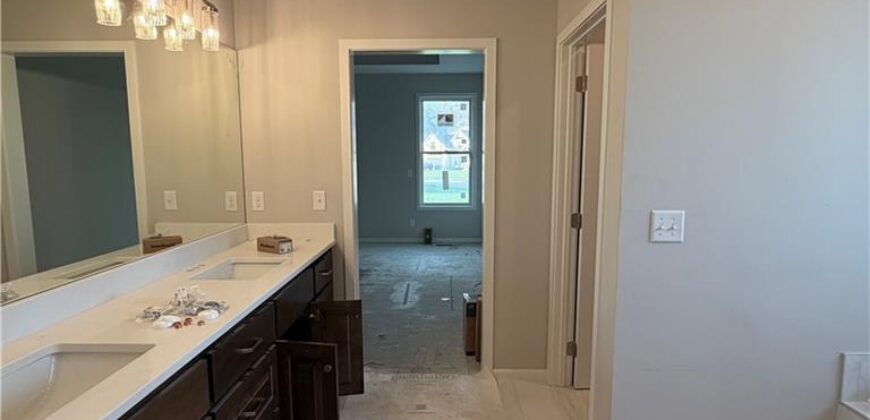 2304 Foxtail Drive, Kearney, MO 64060