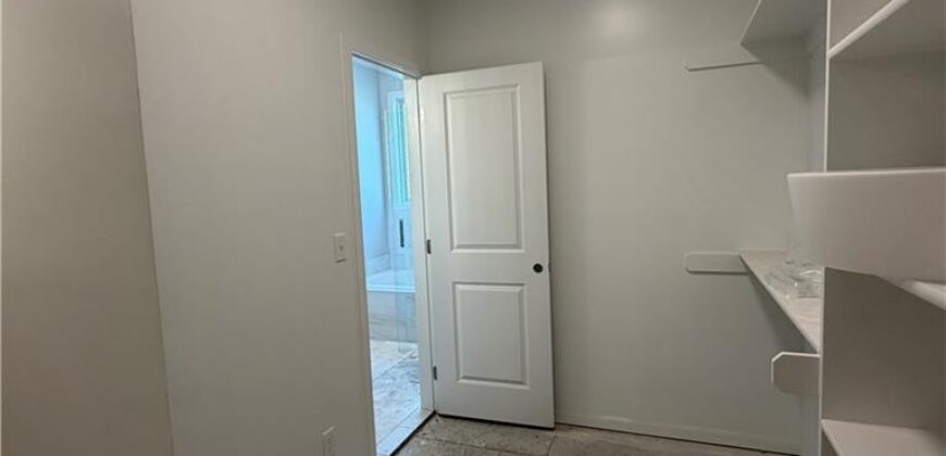 2304 Foxtail Drive, Kearney, MO 64060