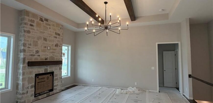2304 Foxtail Drive, Kearney, MO 64060