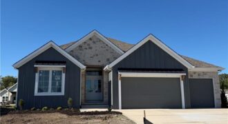 2304 Foxtail Drive, Kearney, MO 64060