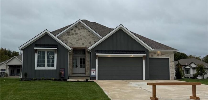 2304 Foxtail Drive, Kearney, MO 64060