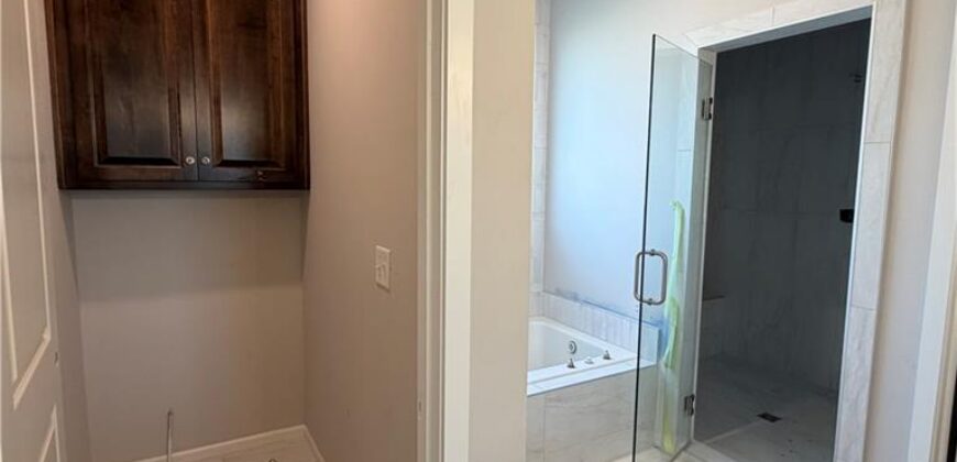 2304 Foxtail Drive, Kearney, MO 64060
