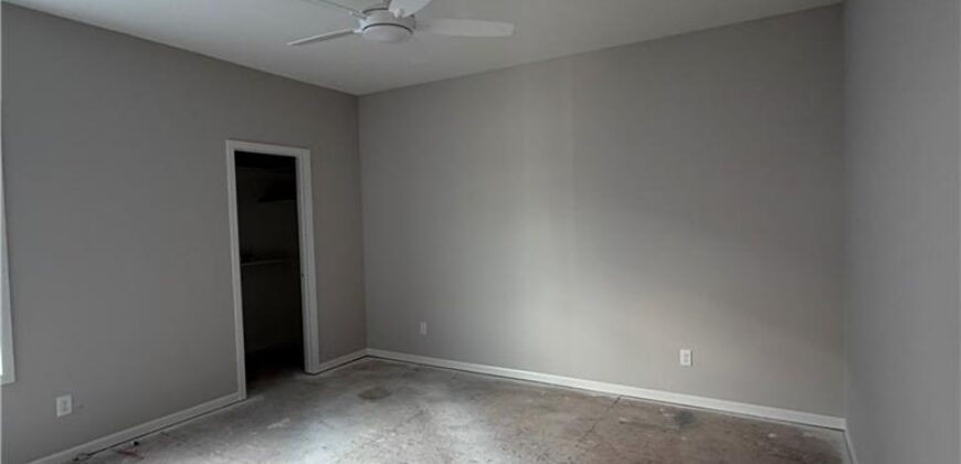 2304 Foxtail Drive, Kearney, MO 64060
