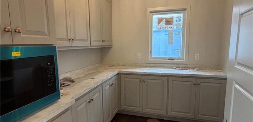2306 Foxtail Drive, Kearney, MO 64060