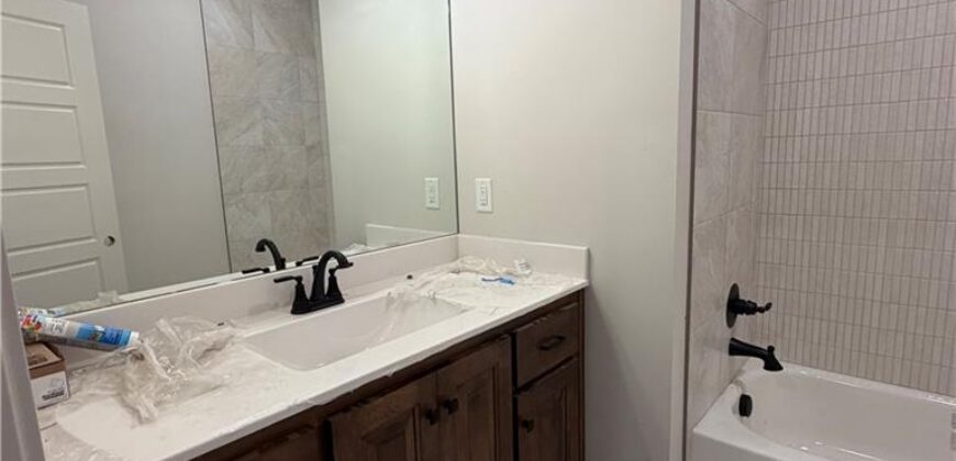 2306 Foxtail Drive, Kearney, MO 64060