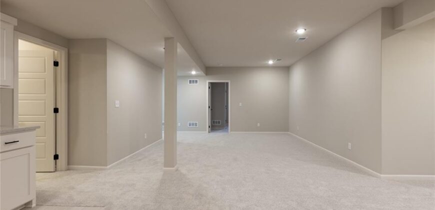 6930 NE 102nd Street, Kansas City, MO 64156