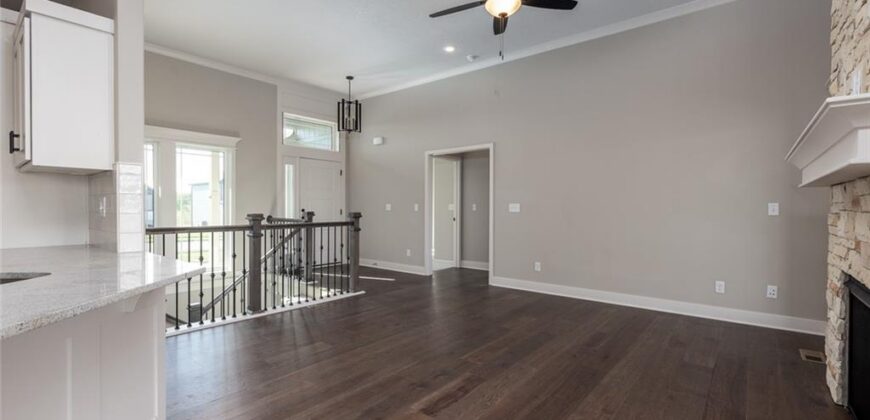 6930 NE 102nd Street, Kansas City, MO 64156