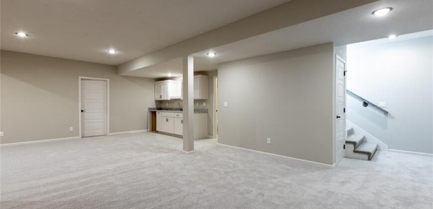 6930 NE 102nd Street, Kansas City, MO 64156