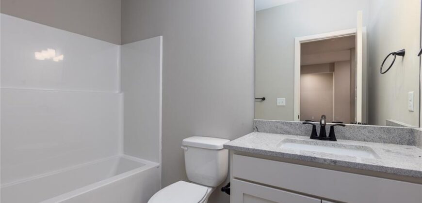 6930 NE 102nd Street, Kansas City, MO 64156