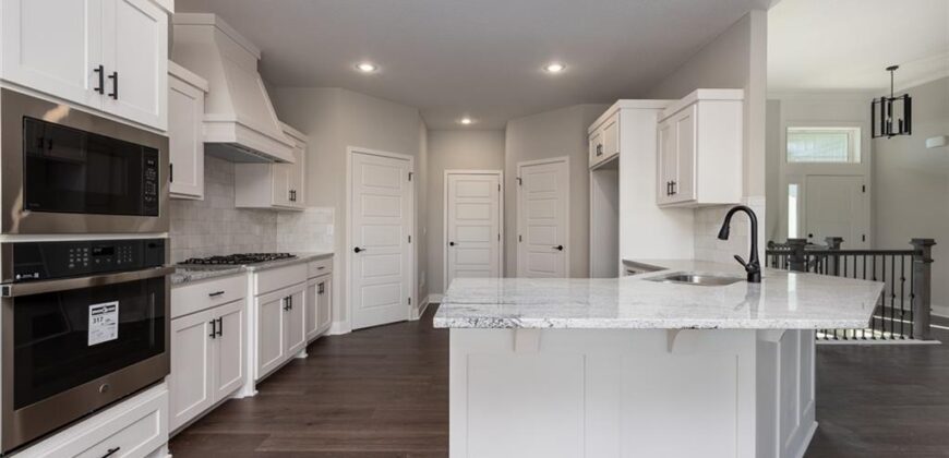 6930 NE 102nd Street, Kansas City, MO 64156