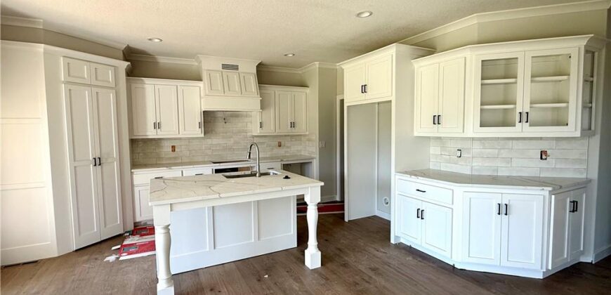 1070 Fir Lane, Liberty, MO 64068