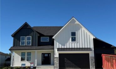 2340 Foxtail Drive, Kearney, MO 64060