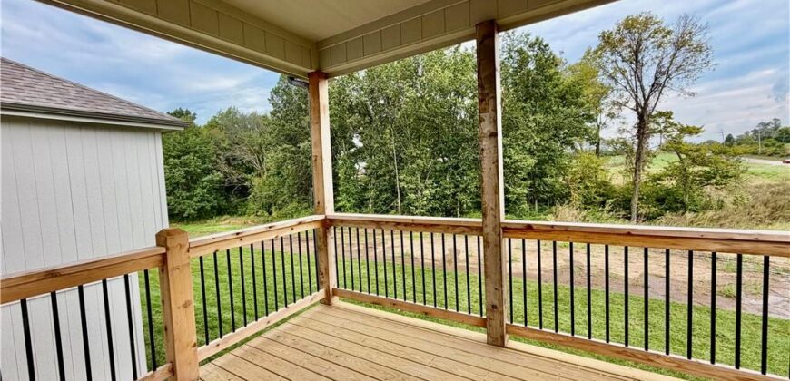 504 Skyview Lane, Liberty, MO 64068